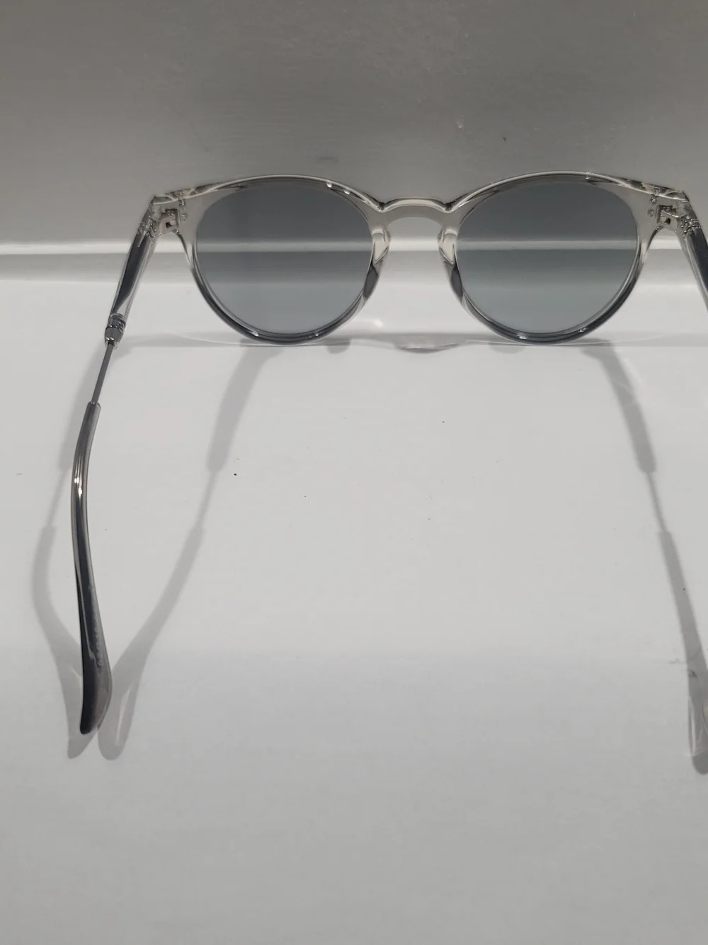CLL0I0 Clear Smoke Frame Sunglasses with Grey Lenses